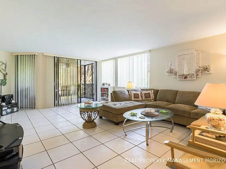 5135 Gulf Of Mexico Dr #103 — Photo 9