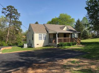 1508 Paris Rd, Knoxville, TN 37912