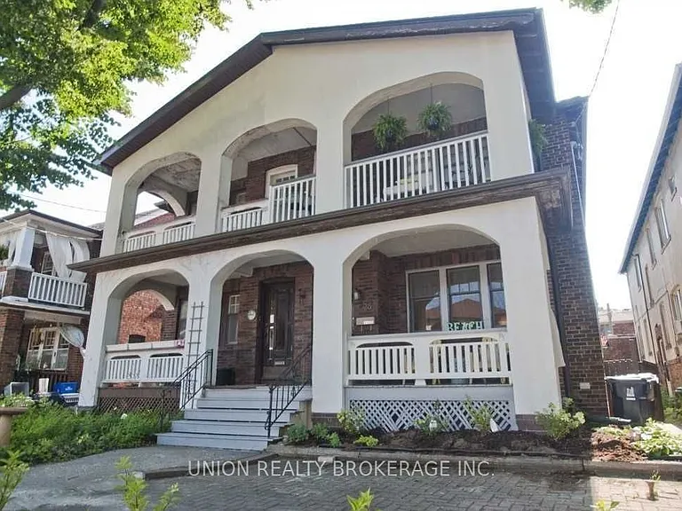 58 Scarboro Beach Blvd #UPPER — Photo 1