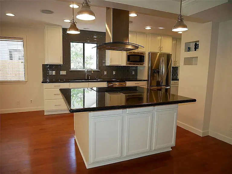 6520 Heron Dr — Photo 9