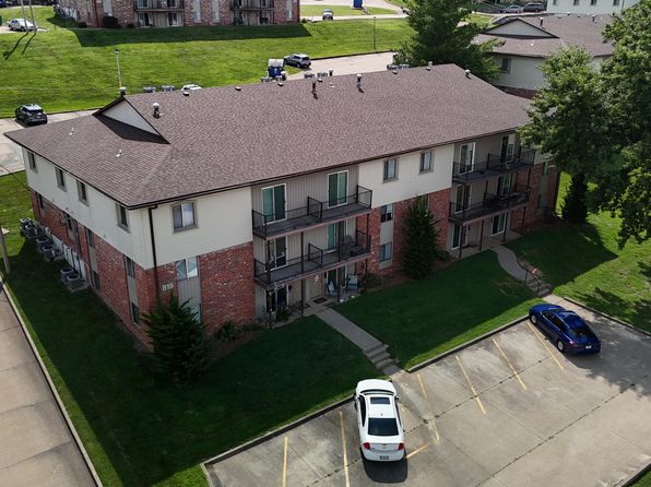 819 Southwest Blvd E