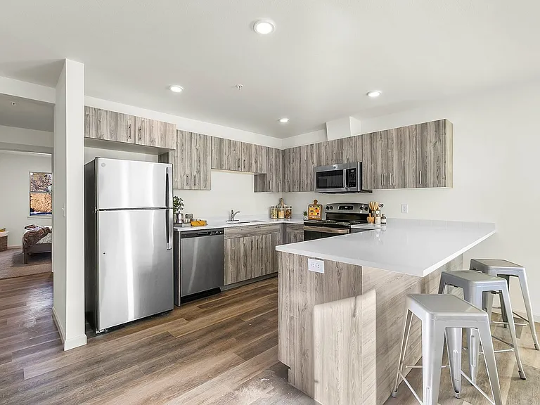 930 W Felicity Ln — Photo 21