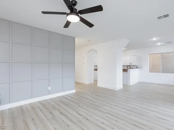 2532 Olay St, Las Vegas, NV 89142