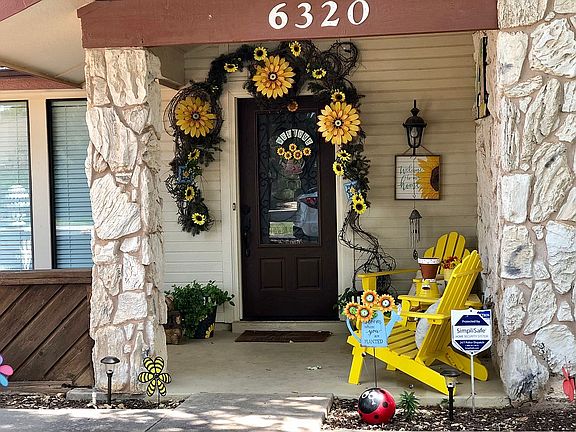 4th image of 6320 Deering Dr