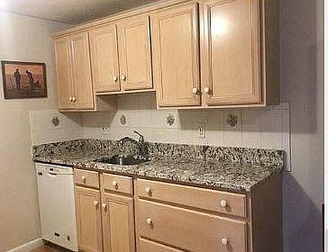 3rd image of 89 Pleasant St