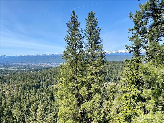 3rd image of 393 Tom & Nita Road