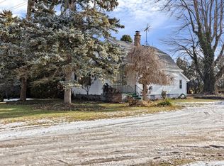 424 E County Road 14 E, Kingsville, ON N0R1B0