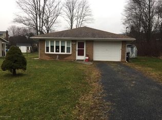 160 Eastside Ave, Lehighton, PA 18235