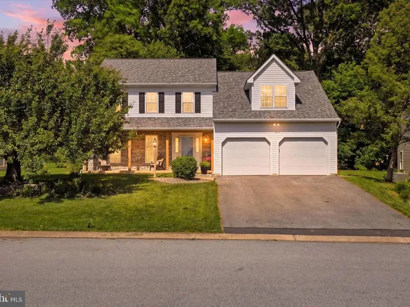216 Juniper Dr, Lancaster, PA 17602