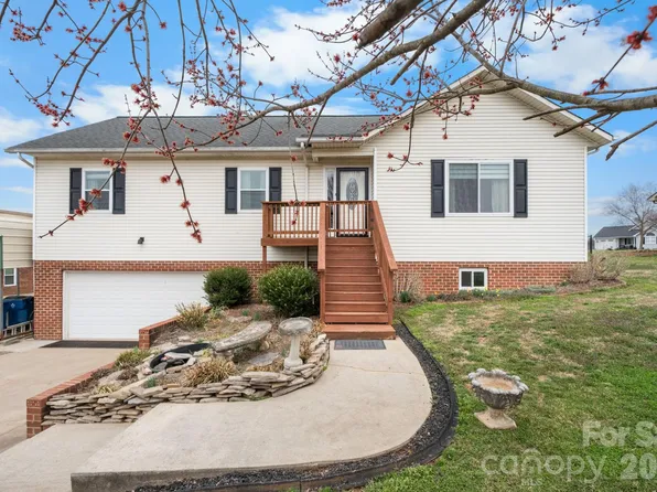 4820 Wordsworth Cir, Conover, NC 28613