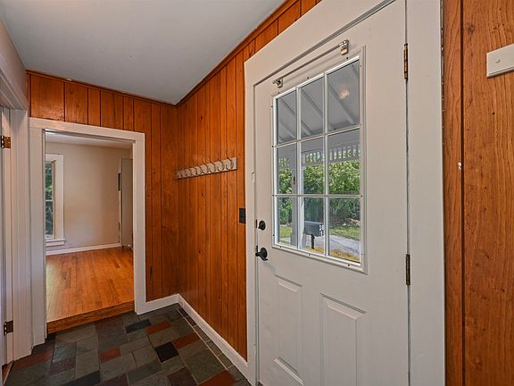5th image of 36 Seymour Street #1