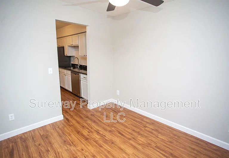 7 Curry Ct — Photo 23