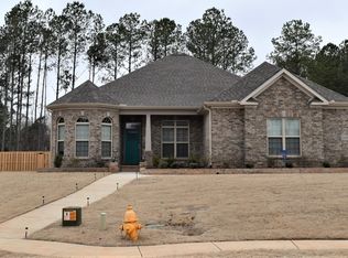 143 Huntsmen Ln, Harvest, AL 35749
