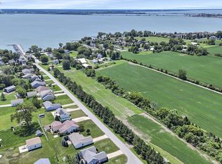 1840 S Danielle Dr, Lakeside Marblehead, OH 43440