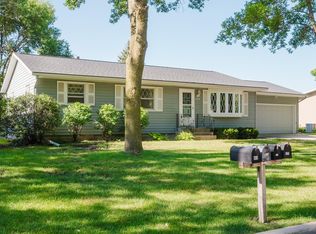 408 16th Ave NE, Waseca, MN 56093