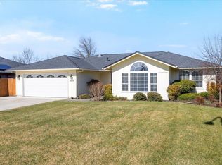 3019 Edgewood Dr, Medford, OR 97504