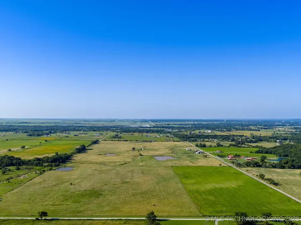 13780 N 3990th Rd, Dewey, OK 74029