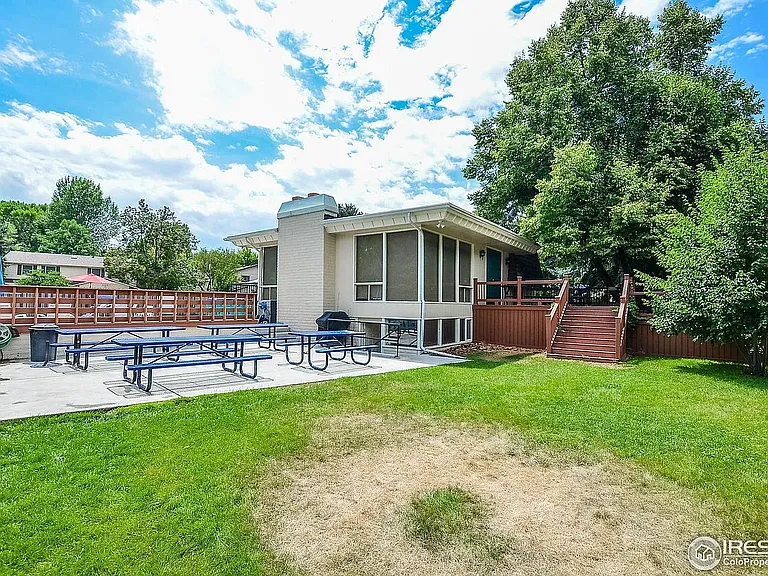 1112 Kirkwood Dr #1 — Photo 20
