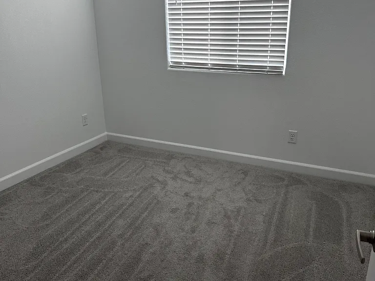 3435 Grecian Queen Ave — Photo 7