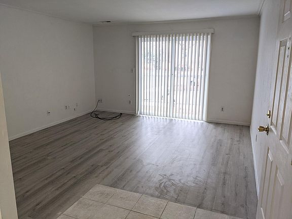 4th image of 12842 Portulaca Dr Unit G