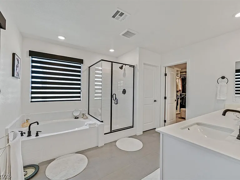 2933 Little Current Rd — Photo 22