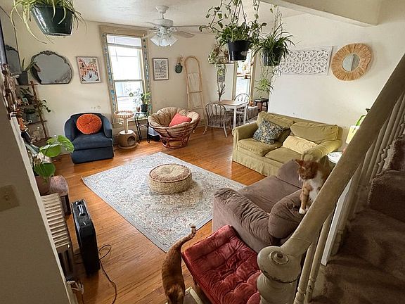 2nd image of 520-524 W Doty St #520-A