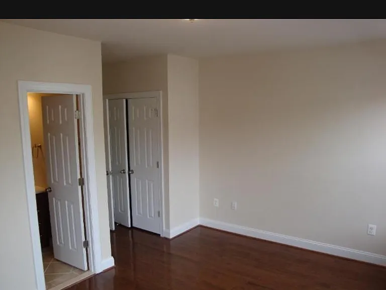 752 Gresham Pl NW — Photo 6