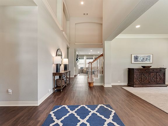 5th image of 6802 Lochmoor Ln