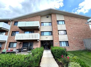 2000 Bayside Dr Unit 110, Palatine, IL 60074