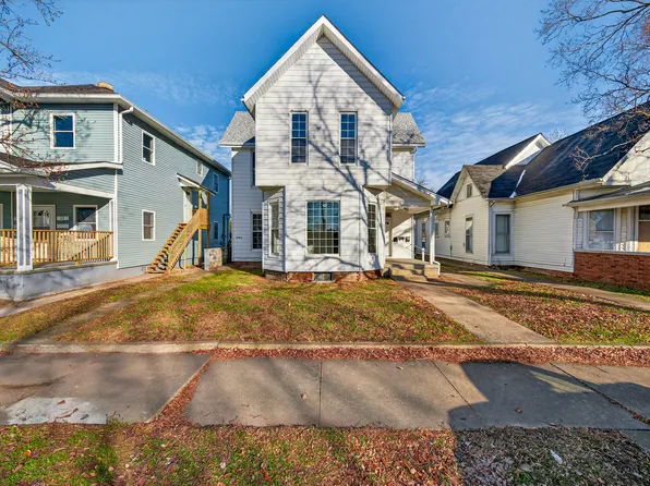 930 7th St, Columbus, IN 47201