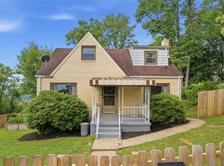 1037 Rue Grande Vue St, Pittsburgh, PA 15220