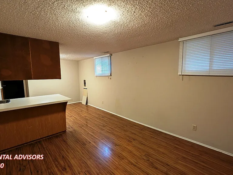 1732 23rd Ave NW — Photo 12