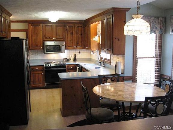 3rd image of 7235 Lone Cedar Ct