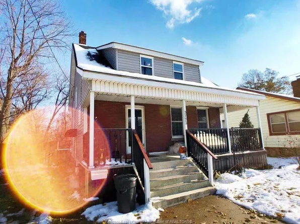 3773 Peter St, Windsor, ON N9C 1K1