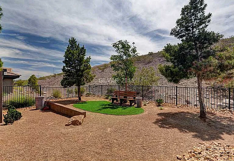 45 Maleena Mesa St #G — Photo 20