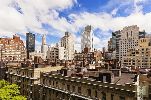 Rented by Halstead Real Estate | media 16