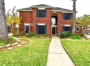16914 Scenic Lakes Way, Houston, TX 77095