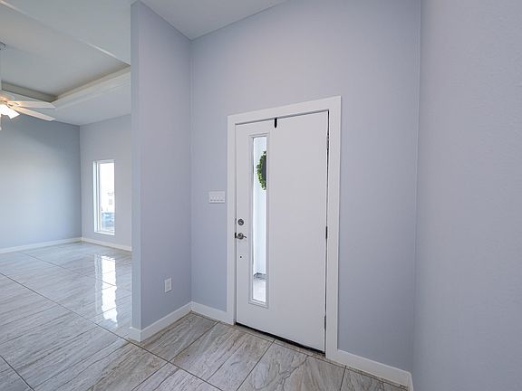4th image of 1621 Doctora Eve Perez Ln