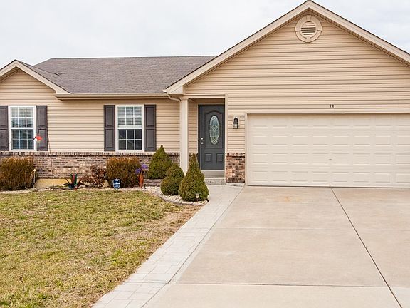 2nd image of 39 Rockport Ct