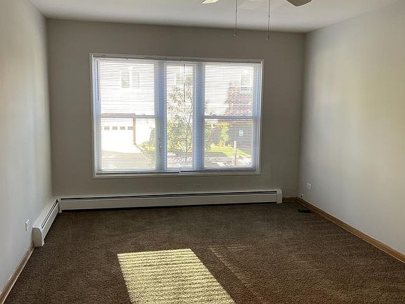 5th image of 400 Laurel Ave #5