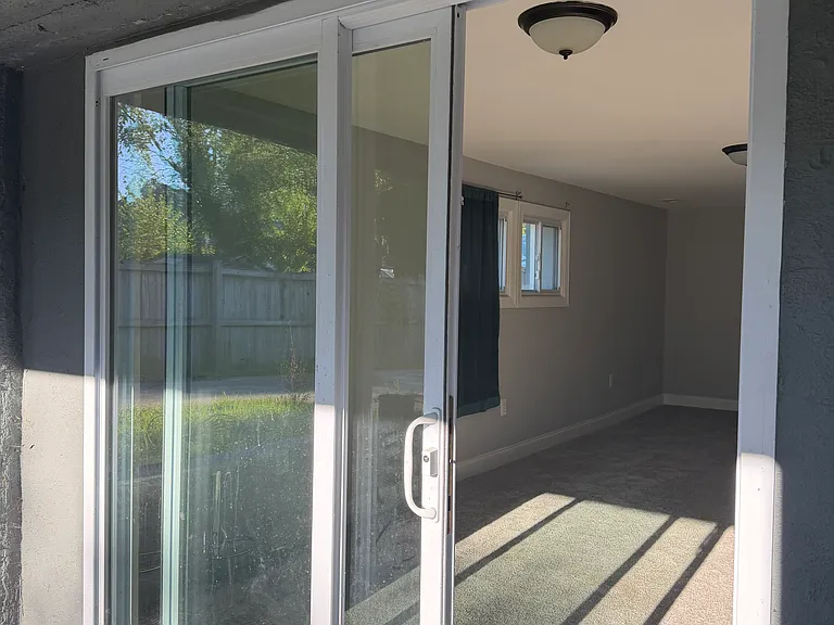 6409 Brook Ave — Photo 32
