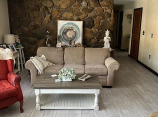 7 Shepherd Ln, Troy, NY 12182