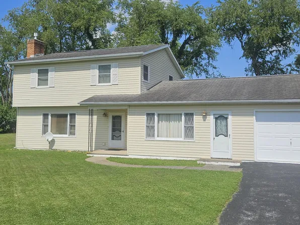 1152 Blue Spruce Dr, Bellefonte, PA 16823