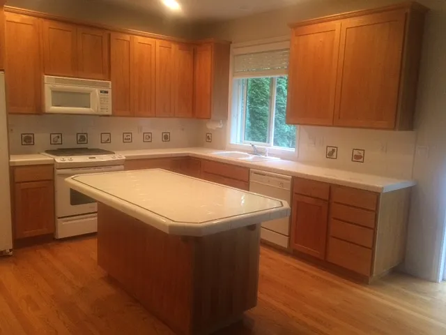 1541 SE 53rd Ave — Photo 5