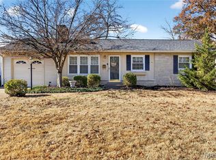 927 Lanyard Ln, Saint Louis, MO 63122