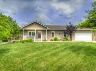 7115 S Arnett Rd, Grain Valley, MO 64029