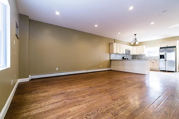 Rented by Nooklyn NYC LLC | media 40