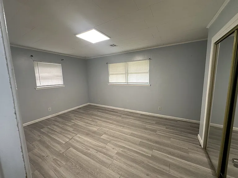 2833 Bellview Ave — Photo 9