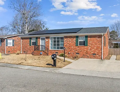 1145 Forest Dr Photo 1
