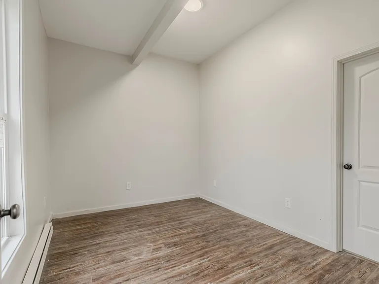 126 Winslow St #4 — Photo 1